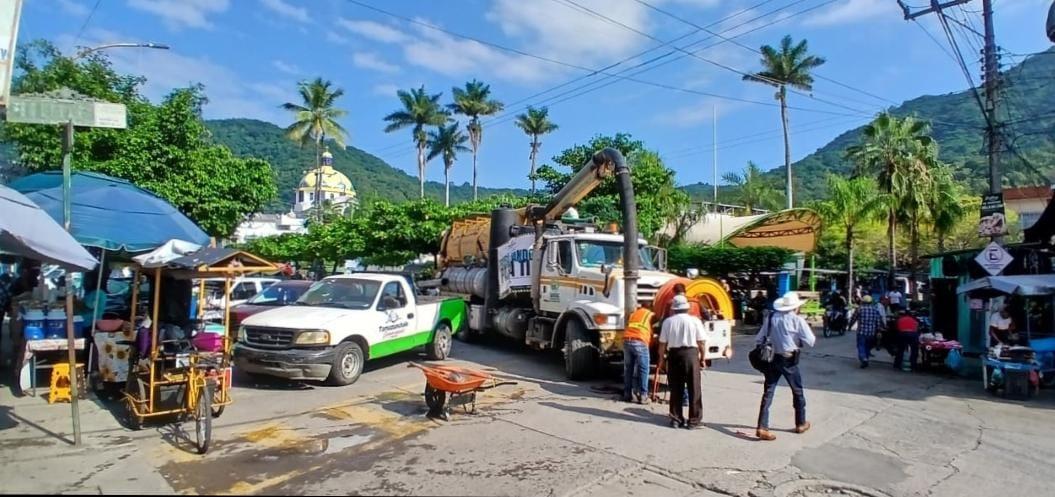 Dio inicio el desazolve en zona comercial