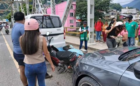 Mujer herida en carambola