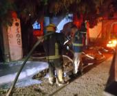 ARDIÓ CASA POR CORTO CIRCUITO                     