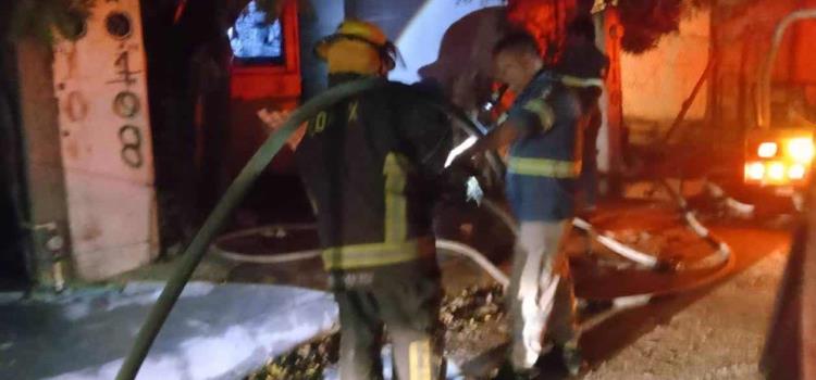 ARDIÓ CASA POR CORTO CIRCUITO ARDIÓ CASA POR CORTO CIRCUITO