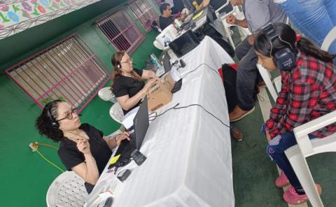 Gestiona DIF aparatos auditivos para pacientes  
