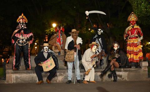 Comparsa de Coles de represento orgullosamente a San Martín