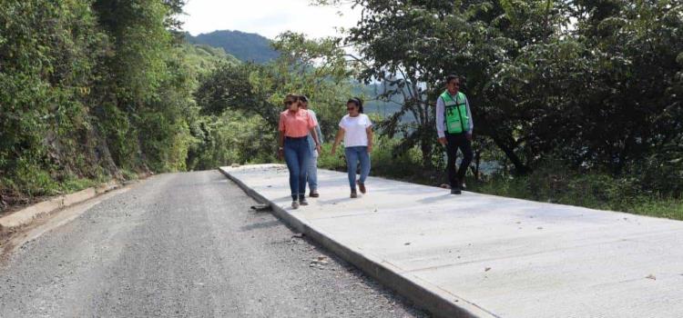 Supervisan obras de movilidad en la zona