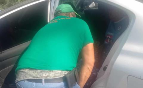 Hombre lesionado al derrapar su moto     

