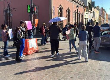 Paros y bloqueos en UASLP por violación      Paros y bloqueos en UASLP por violación