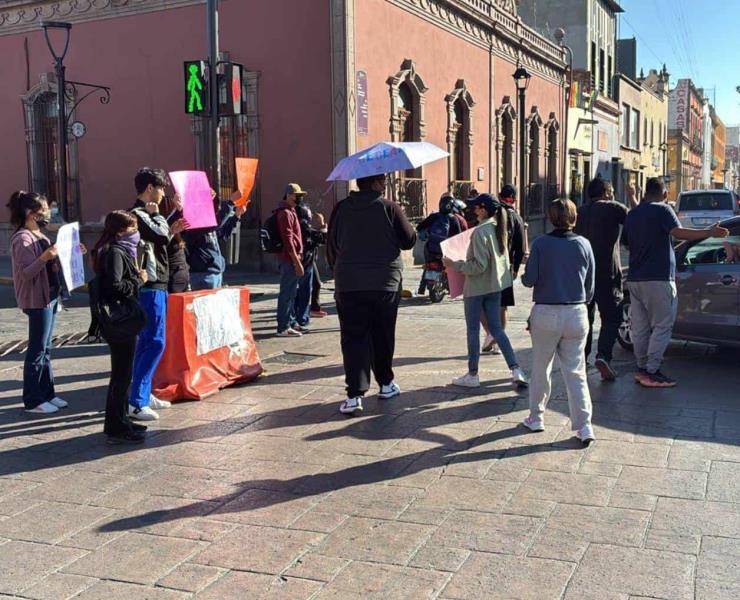 Paros y bloqueos en 
UASLP por violación     
