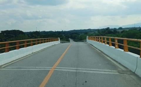 Podría desplomarse el Puente de Tanute
