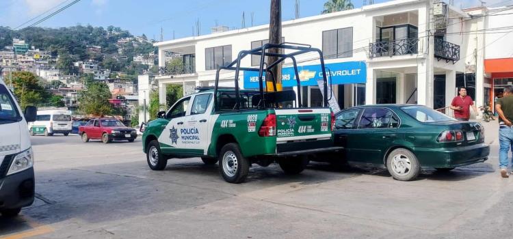 Herido en choque joven motociclista Herido en choque joven motociclista