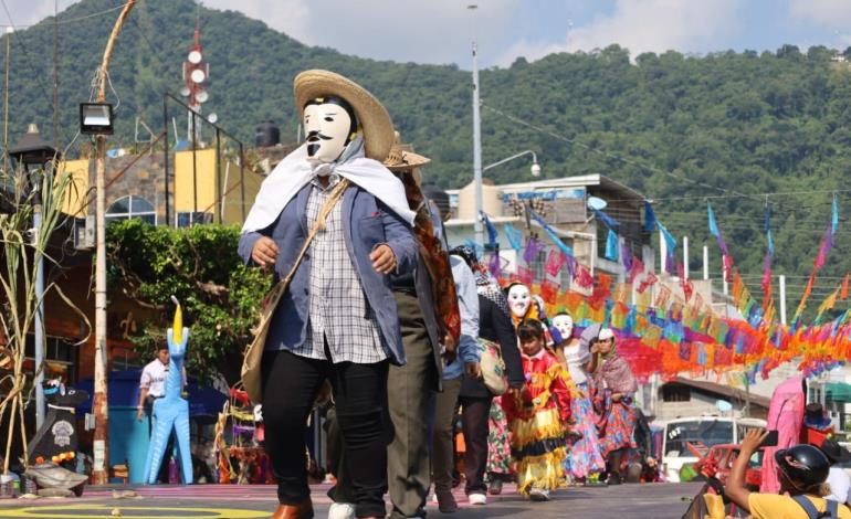 Inicio Xantolo cultural en Tamazunchale